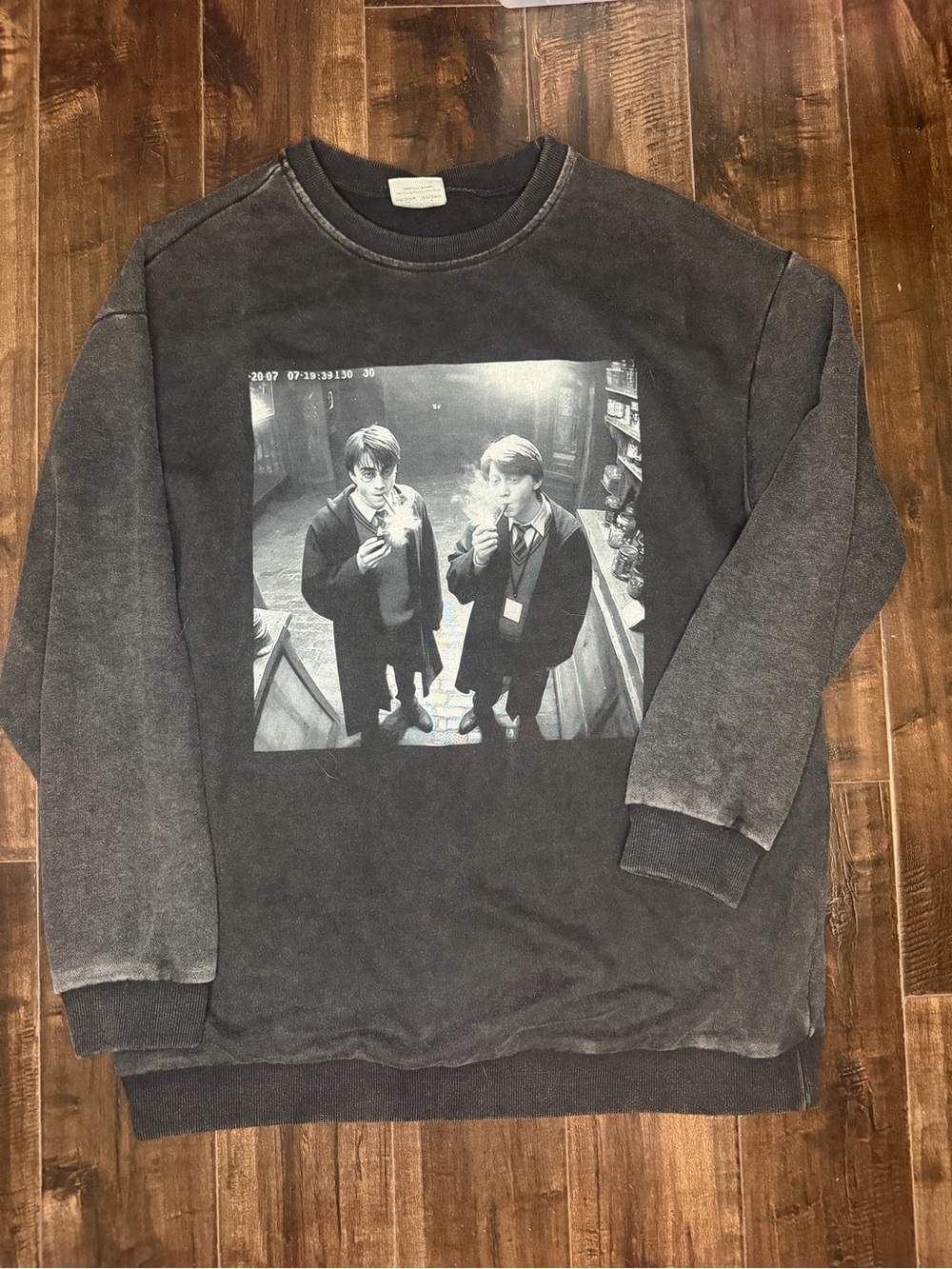 Comfort Colors Harry Potter & Ron Weasley Vintage Wash Graphic Sweatshirt Medium